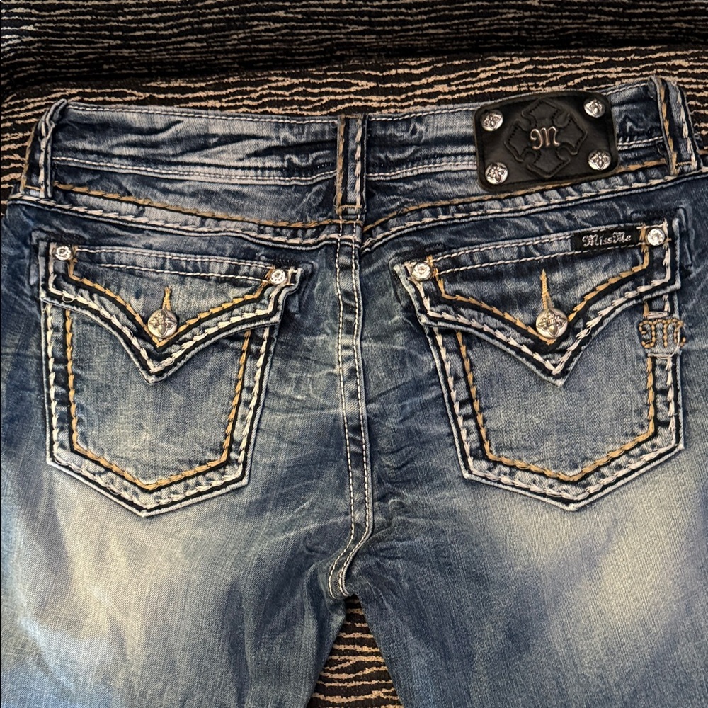Miss Me Women's Cropped Jeans